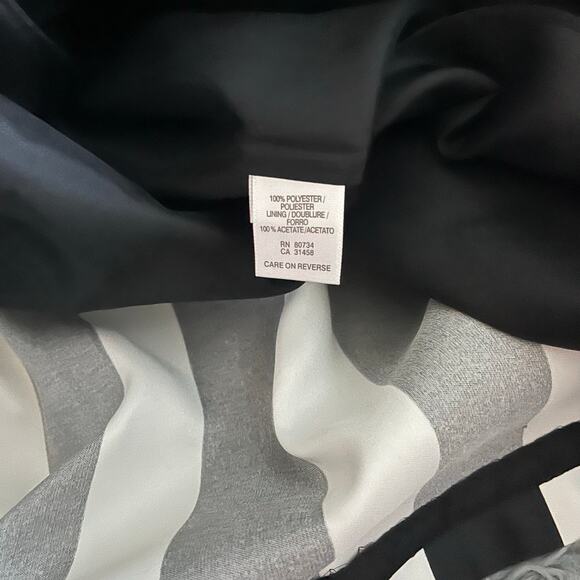 BCBGMaxazria Black White Striped Formal Fit Flare Dress Women’s 0 - Picture 10 of 10